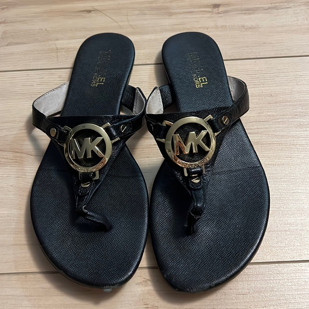 Cute leather MK sandals